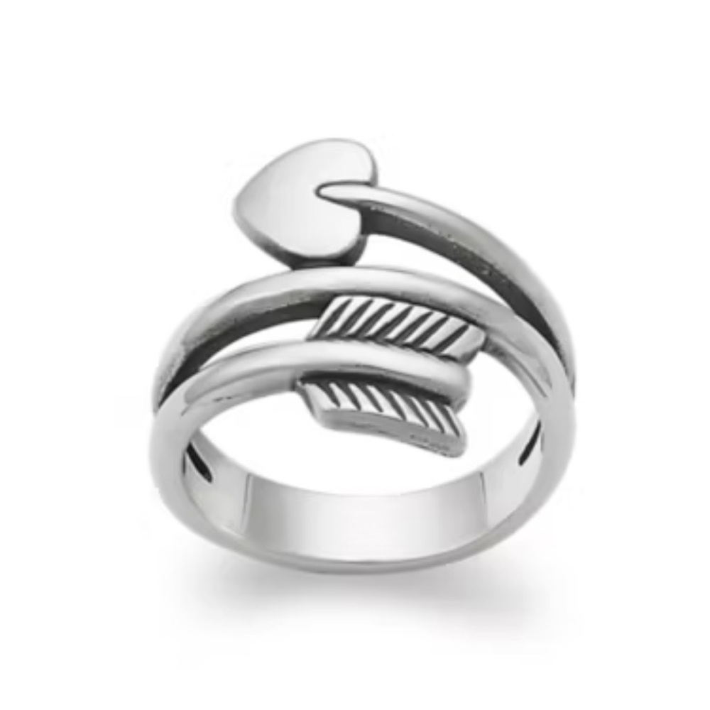 Ring - Picture 3 of 4
